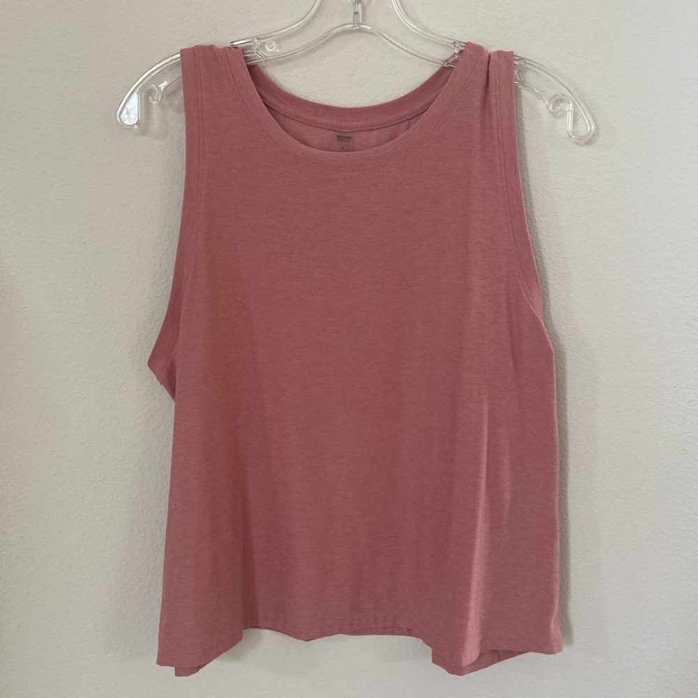 Beyond Yoga tank top